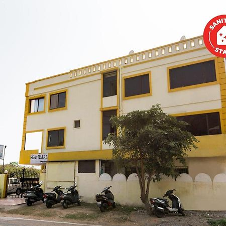 Oyo 69511 Hotel Sea E Pearl Βιζαχαπατνάμ Εξωτερικό φωτογραφία