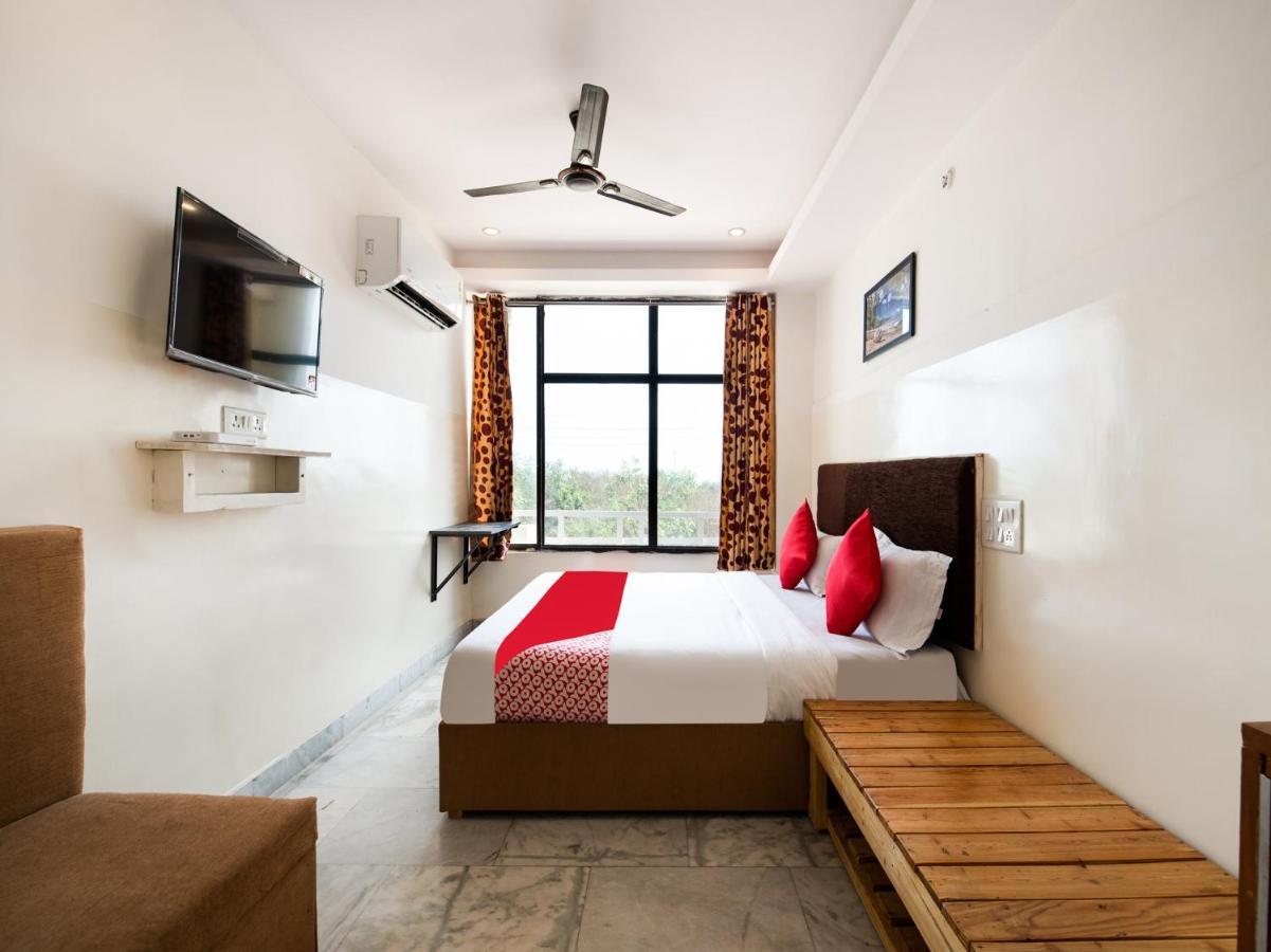 Oyo 69511 Hotel Sea E Pearl Βιζαχαπατνάμ Εξωτερικό φωτογραφία